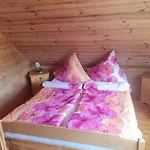Letniskowe Paradise בית נופש *