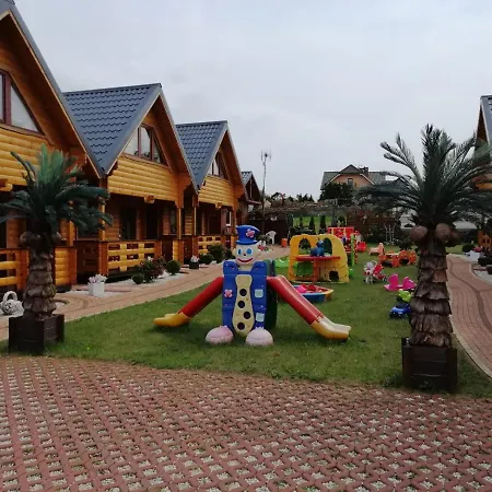 펜션 Letniskowe Paradise 레왈