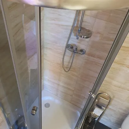 Letniskowe Paradise 度假居 里沃