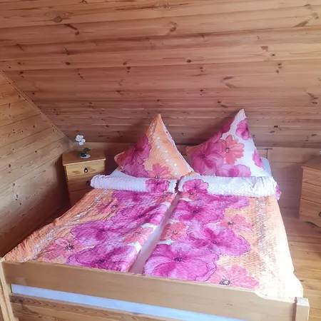 Letniskowe Paradise 度假居 *