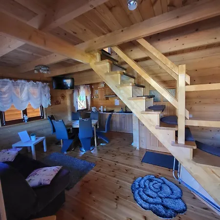 Letniskowe Paradise 度假居