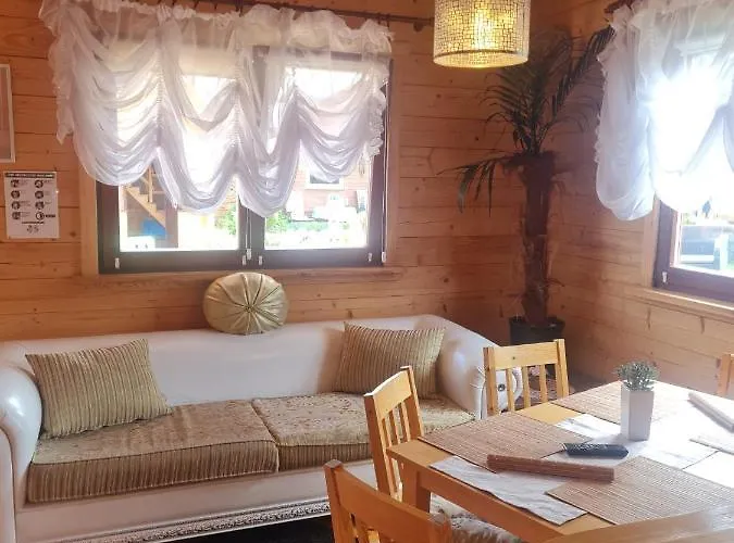 Dom wakacyjny Letniskowe Paradise